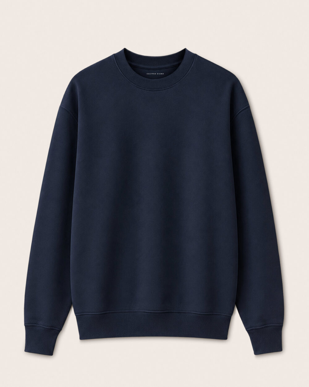 BILLOW Sweatshirt von CALYPSO GIANO in Navy als Produktfreisteller auf hellem Hintergrund.