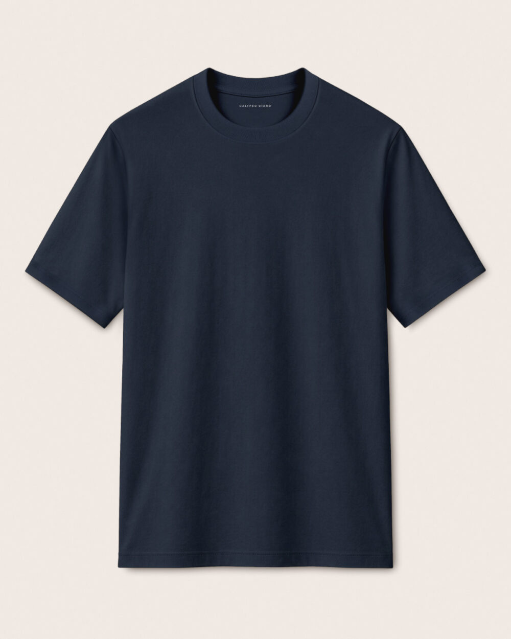 SENSE T-Shirt von CALYPSO GIANO in Navy als Produktfreisteller auf hellem Hintergrund.